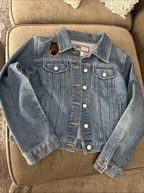 Old Navy light-to-medium wash denim jacket HORSE MOTIF